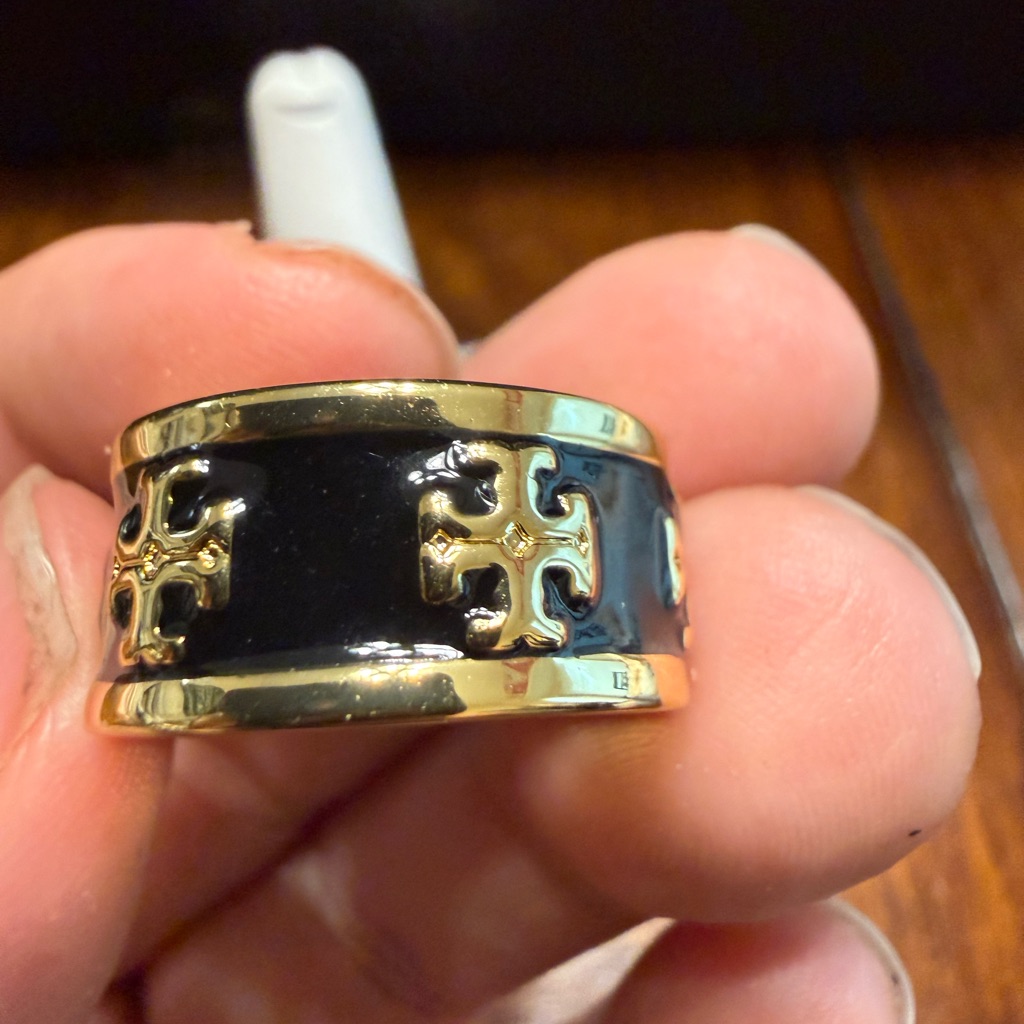 New Authentic Tory Burch Kira Gold And Black Emblem Ring Size 7